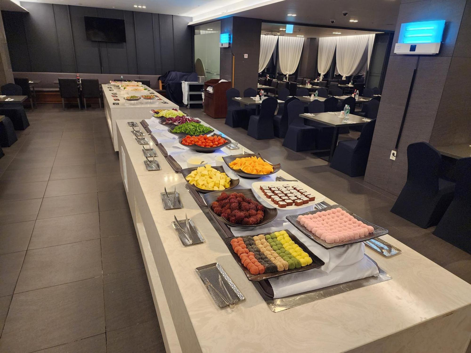 Отель Ramada By Wyndham Jeju Hamdeok Экстерьер фото