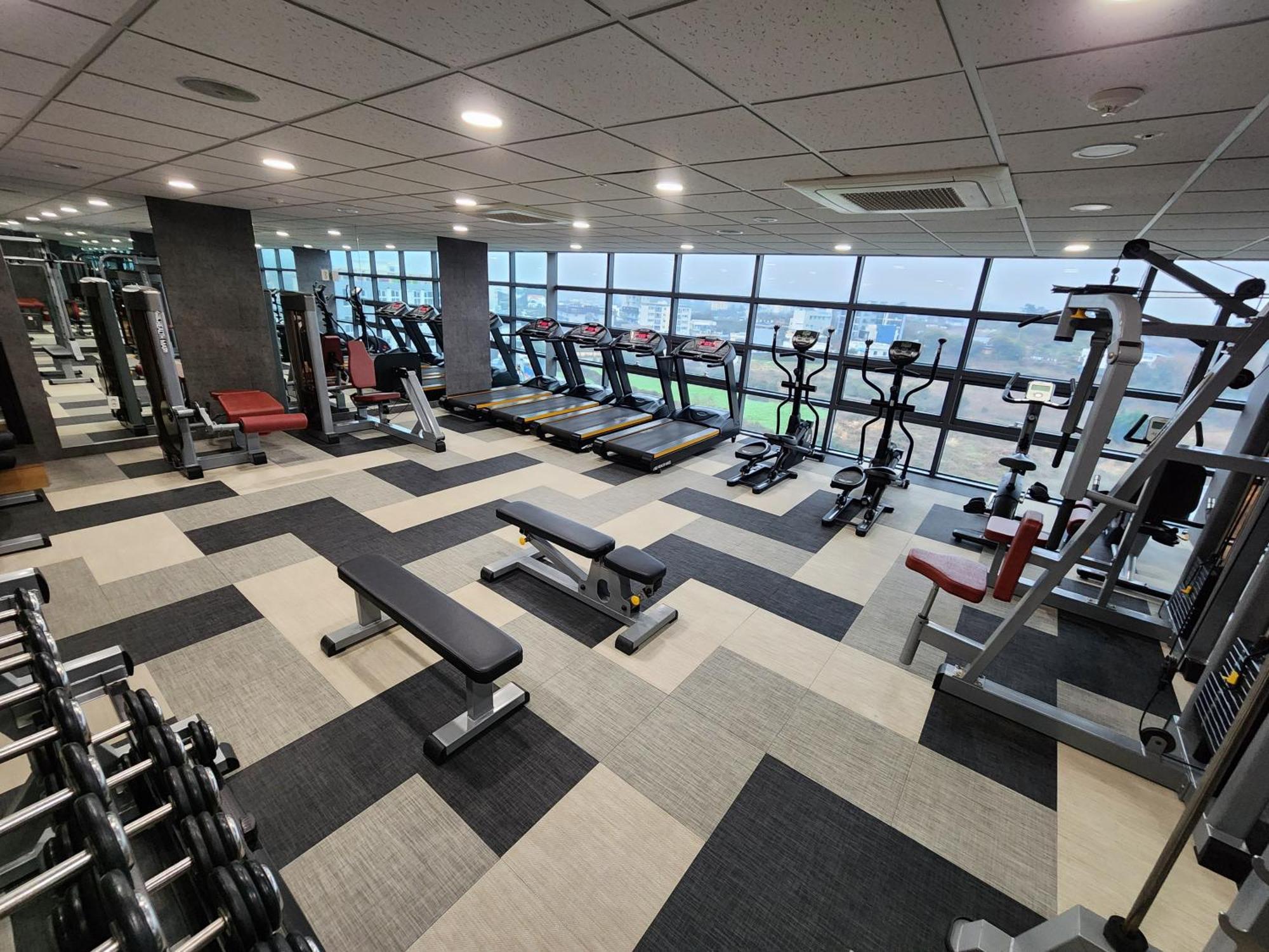 Отель Ramada By Wyndham Jeju Hamdeok Экстерьер фото